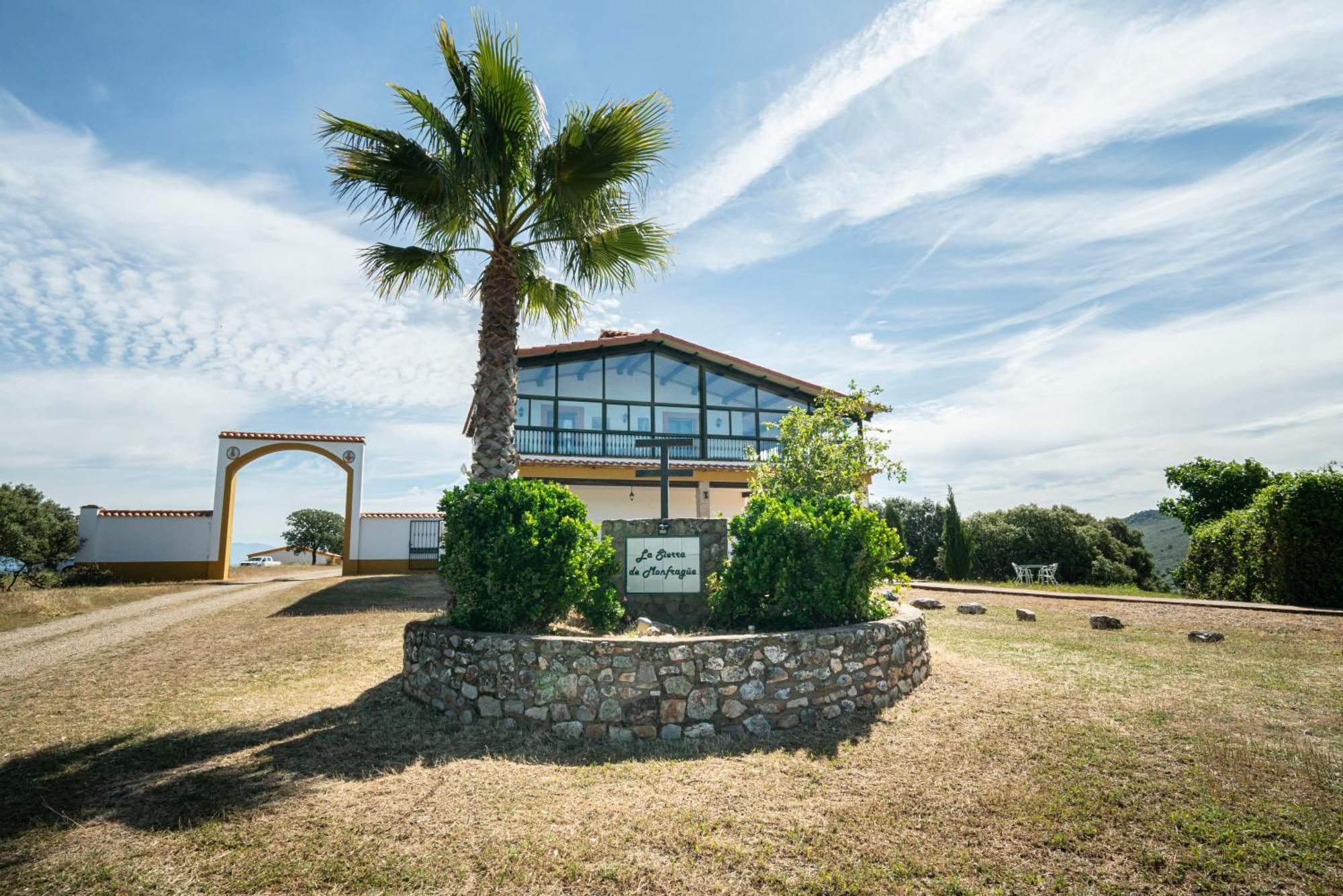 Casa Rural La Sierra de Monfragüe Malpartida De Plasencia Exterior foto
